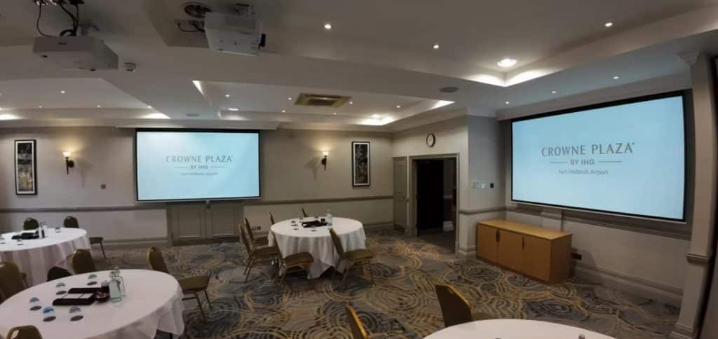 Crowne Plaza East Midlands Airport Meeting room