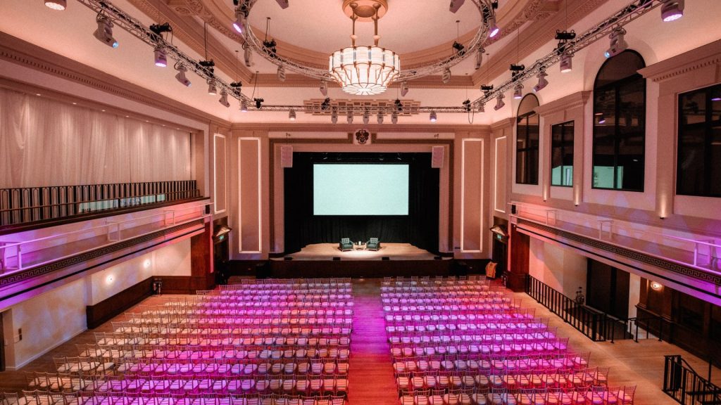 Vision Hall 6